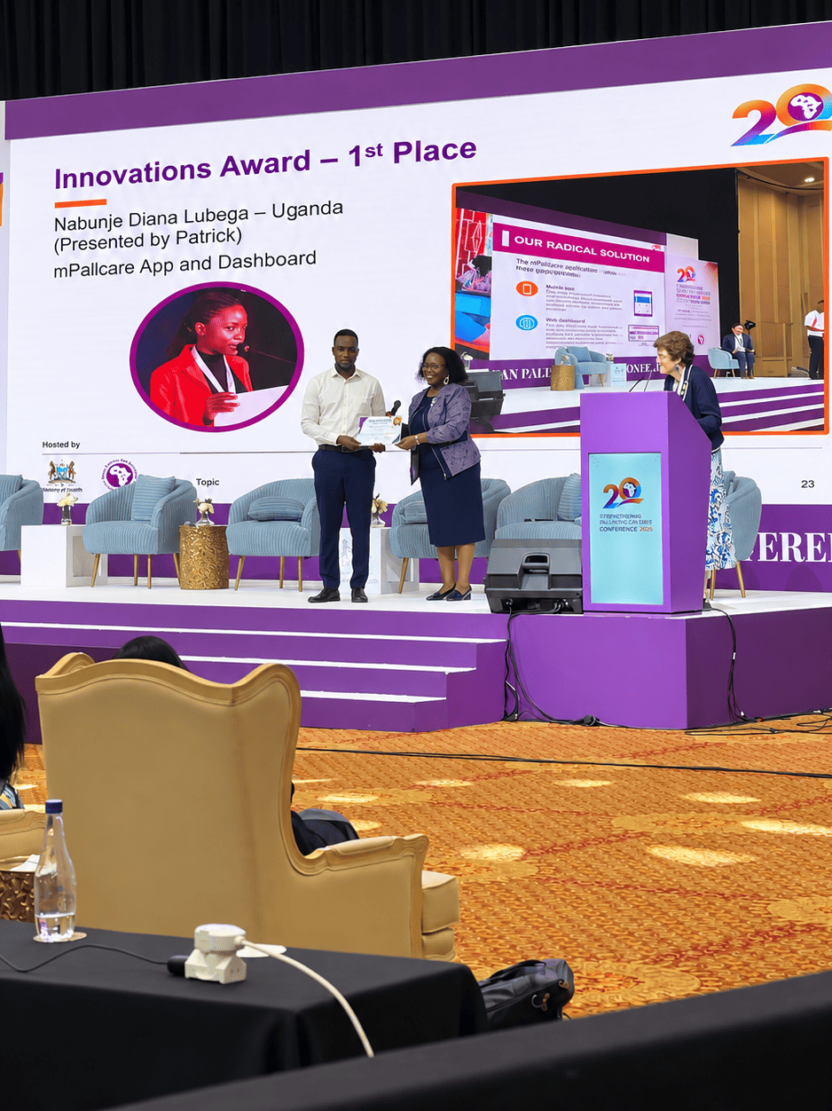 MRT IT Peaks team recognised for winning the APCA Radical Innovations Challenge with mPallCare